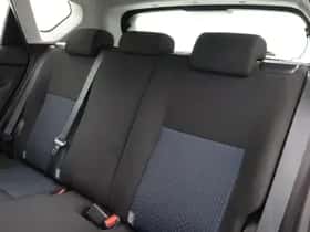 Toyota Auris (2014) thumbnail 27