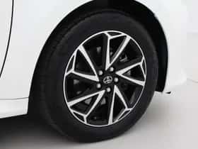 Toyota Yaris (2023) thumbnail 13