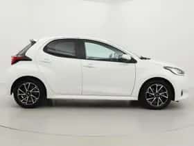 Toyota Yaris (2023) thumbnail 17