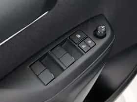 Toyota Yaris (2023) thumbnail 19