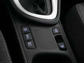 Toyota Yaris (2023) thumbnail 24
