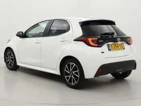 Toyota Yaris (2023) thumbnail 4