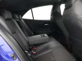 Toyota Corolla (2024) thumbnail 37