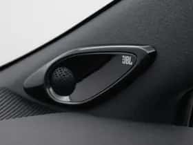Toyota Corolla (2024) thumbnail 8