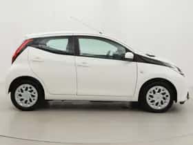 Toyota Aygo (2020) thumbnail 16