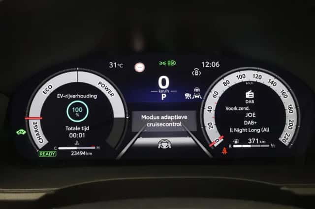 Toyota Yaris (2025) thumbnail 3