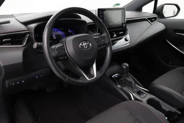 Toyota Corolla (2019) thumbnail 2