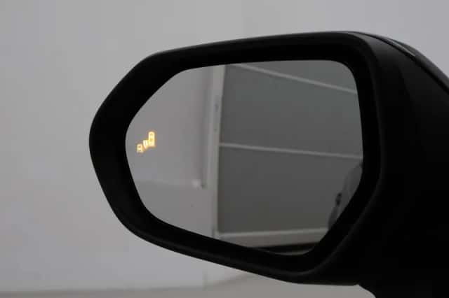 Toyota Corolla (2019) thumbnail 5
