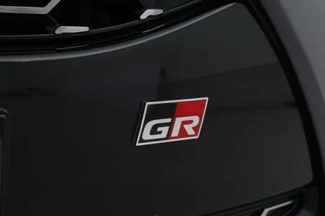 Toyota Yaris (2023) thumbnail 5