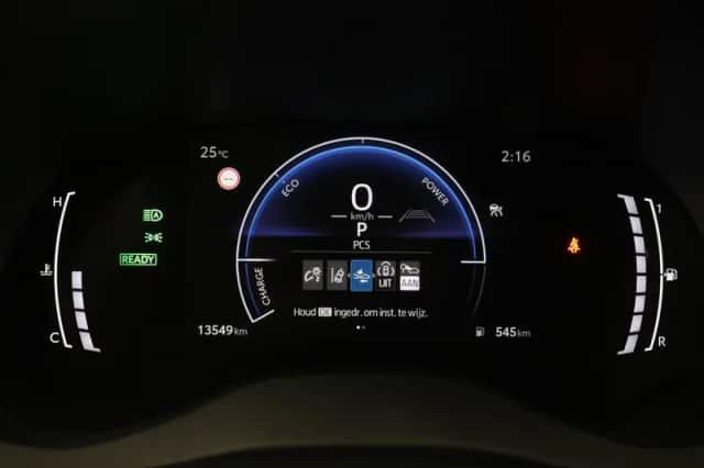 Toyota Yaris Cross (2025) thumbnail 3
