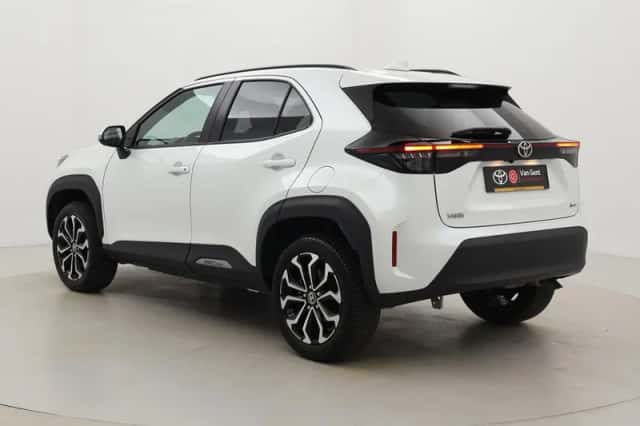 Toyota Yaris Cross (2025) thumbnail 4