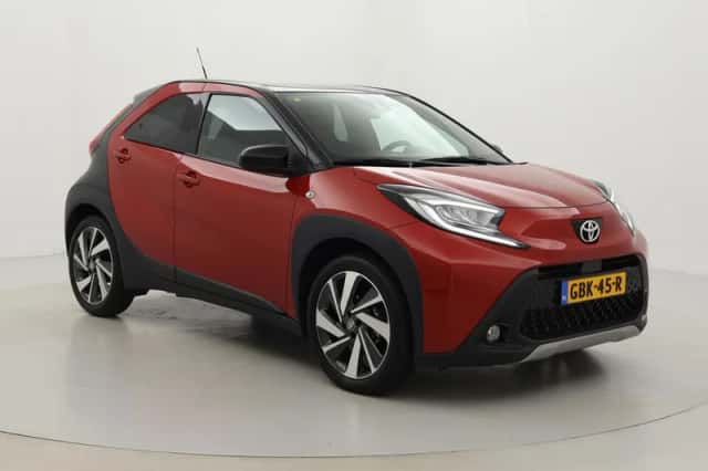 Toyota Aygo X (2024) thumbnail 1