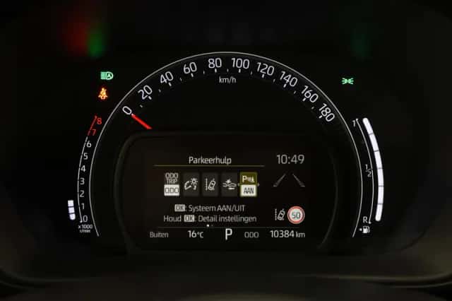 Toyota Aygo X (2024) thumbnail 3