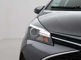 Toyota Yaris (2015) thumbnail 11