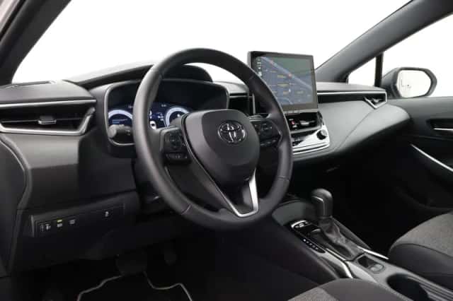Toyota Corolla (2025) thumbnail 2