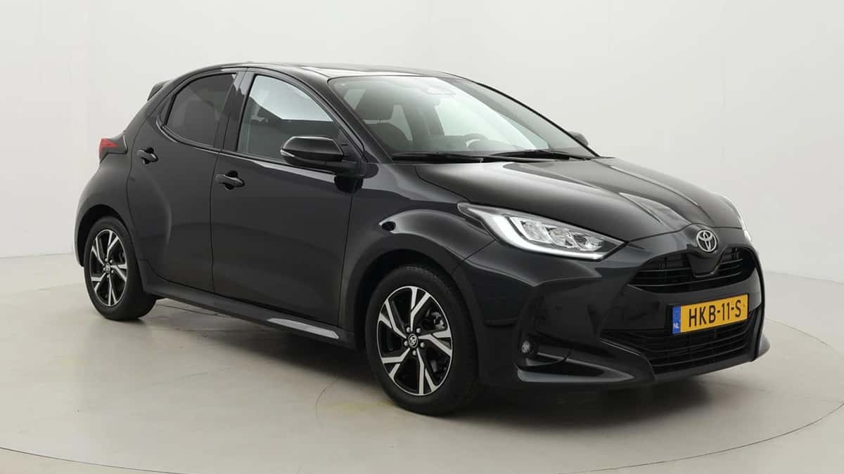 Toyota Yaris (2025) — foto 1