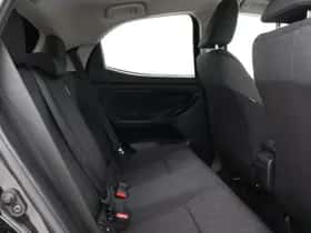 Toyota Yaris (2025) thumbnail 36