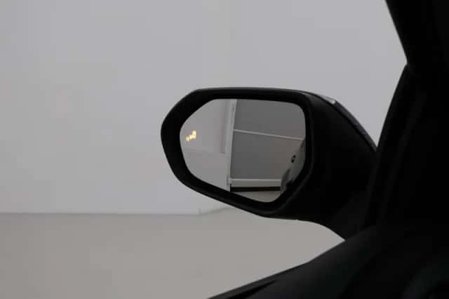 Toyota Yaris (2025) thumbnail 5