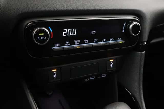 Toyota Yaris (2025) thumbnail 6