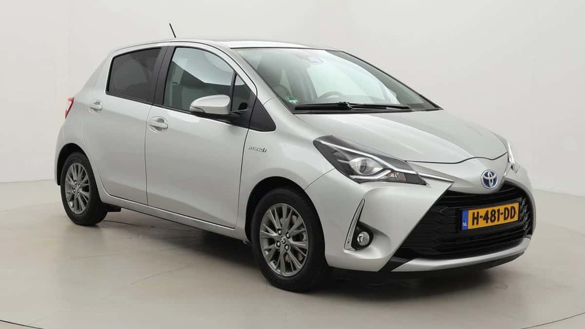 Toyota Yaris (2020) — foto 1