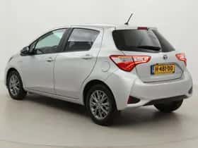Toyota Yaris (2020) thumbnail 4