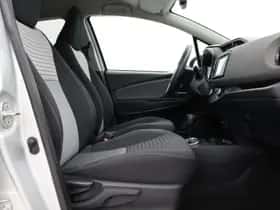 Toyota Yaris (2020) thumbnail 38