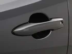Toyota Yaris (2023) thumbnail 14