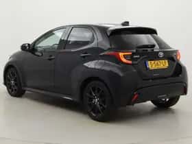 Toyota Yaris (2023) thumbnail 4