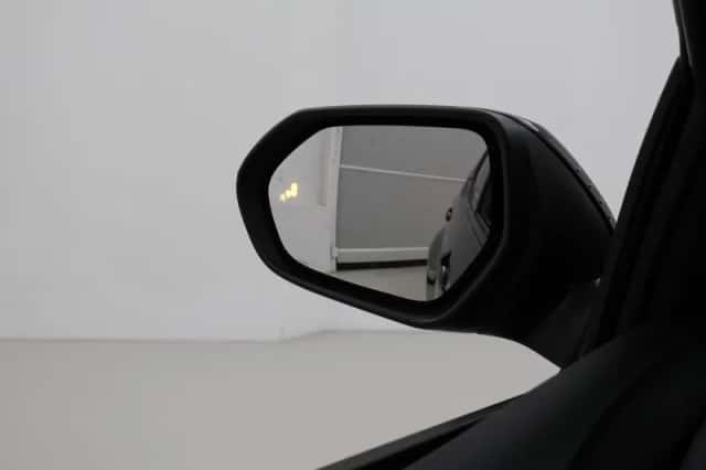 Toyota Yaris (2023) thumbnail 6