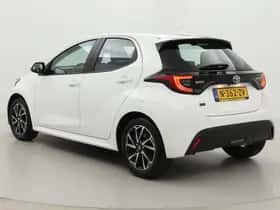 Toyota Yaris (2022) thumbnail 4