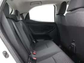 Toyota Yaris (2022) thumbnail 35