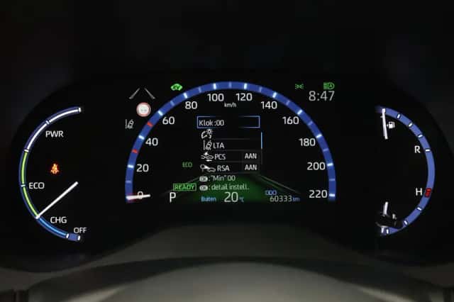 Toyota Yaris Cross (2024) thumbnail 3