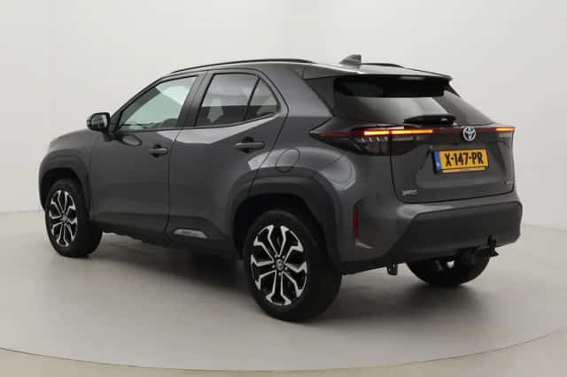Toyota Yaris Cross (2024) thumbnail 4