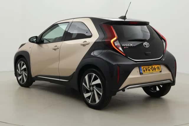 Toyota Aygo X (2024) thumbnail 4