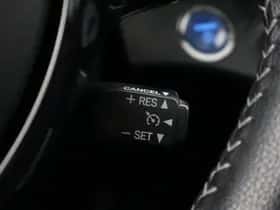 Toyota Yaris (2017) thumbnail 11