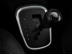 Toyota Yaris (2017) thumbnail 32