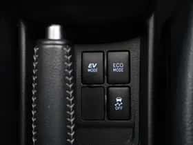Toyota Yaris (2017) thumbnail 33