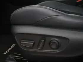 Toyota RAV4 (2024) thumbnail 18