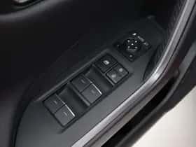 Toyota RAV4 (2024) thumbnail 31