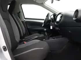Toyota Aygo X (2022) thumbnail 29