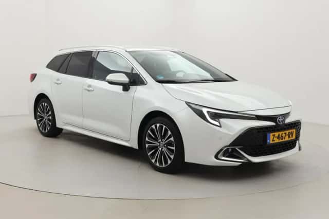 Toyota Corolla (2024) thumbnail 1
