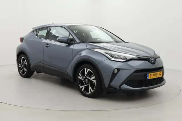Toyota C-HR (2023) thumbnail 1