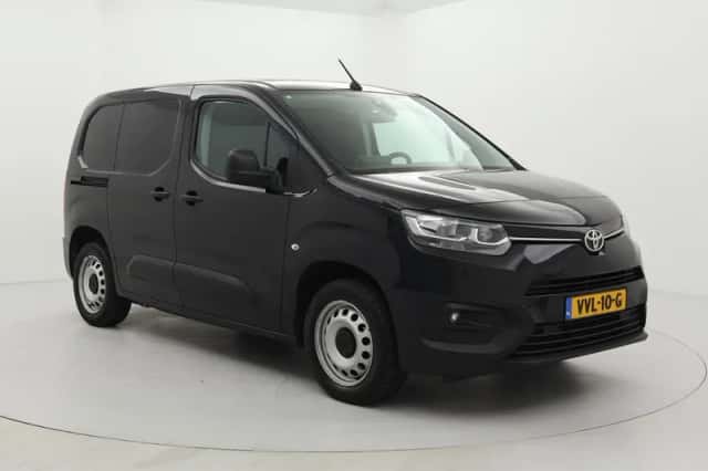 Toyota Proace (2023) thumbnail 1