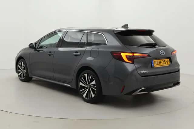 Toyota Corolla (2025) thumbnail 4