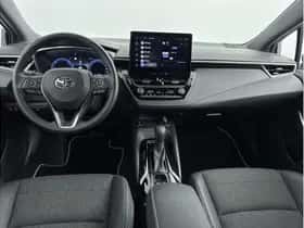 Toyota Corolla (2025) thumbnail 2