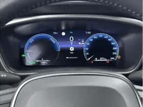 Toyota Corolla (2025) thumbnail 3