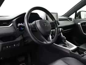 Toyota RAV4 (2019) thumbnail 2