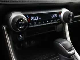 Toyota RAV4 (2023) thumbnail 11