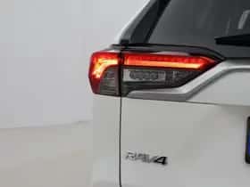 Toyota RAV4 (2023) thumbnail 14