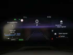 Toyota RAV4 (2023) thumbnail 3